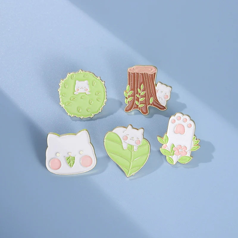 Playful Cat Metal Pin Badge by Topboring